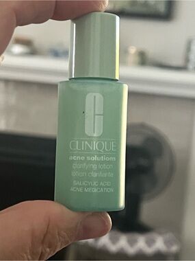 New Clinique Acne Solutions Clarifying Lotion